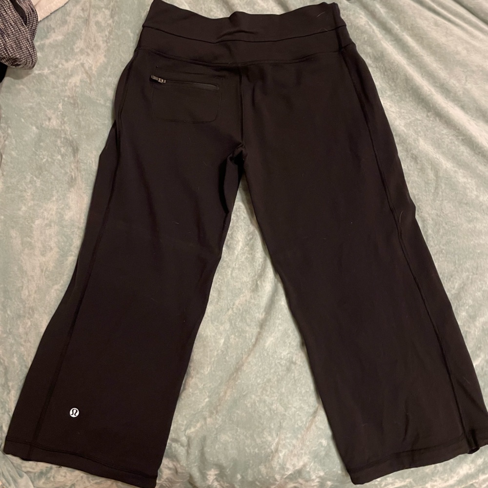 Lululemon Capri RFlare Leggings